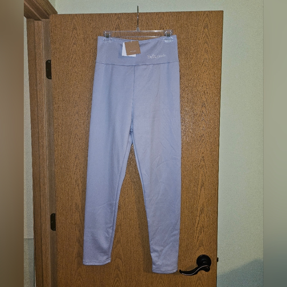 Noracora Pants NWT
